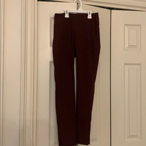 Athleta Pants - Athleta wander slim pants